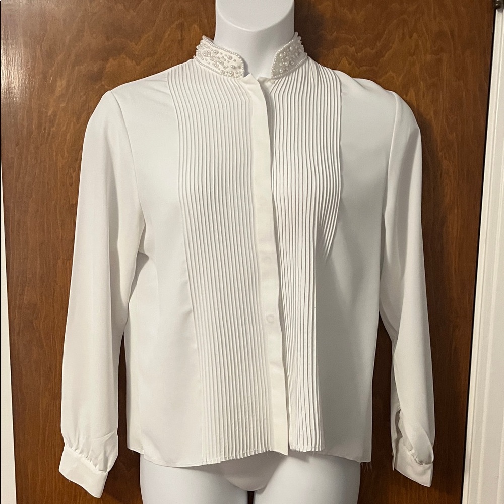 Karen Scott Cream Pleated Blouse with Lace Detail